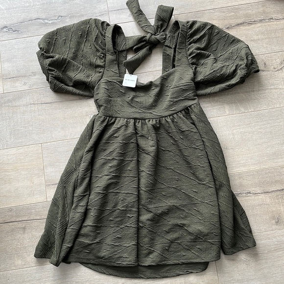 Olive green baby doll dress - tie in back - Picture 1 of 1